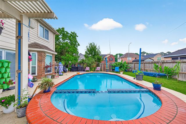 2003 Nashua Drive, Stafford, TX 77477