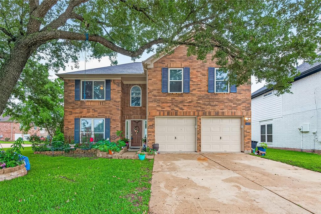 2003 Nashua Drive, Stafford, TX 77477