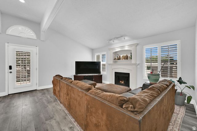 3647 W 6050 S, Roy, UT 84067