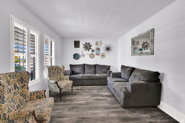 3647 W 6050 S, Roy, UT 84067