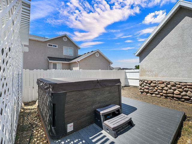 3647 W 6050 S, Roy, UT 84067