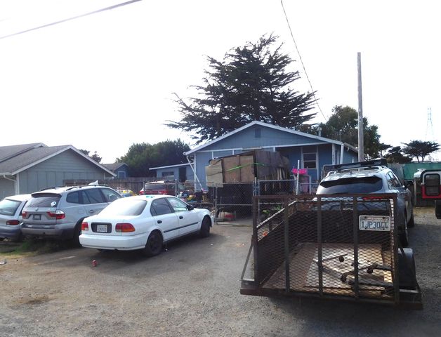 1809 Peninsula Drive, Arcata, CA 95521