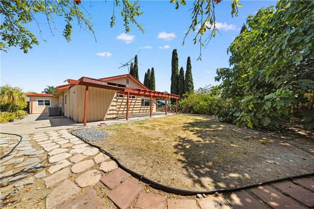19742 Fernwood Plaza, Yorba Linda, CA 92886