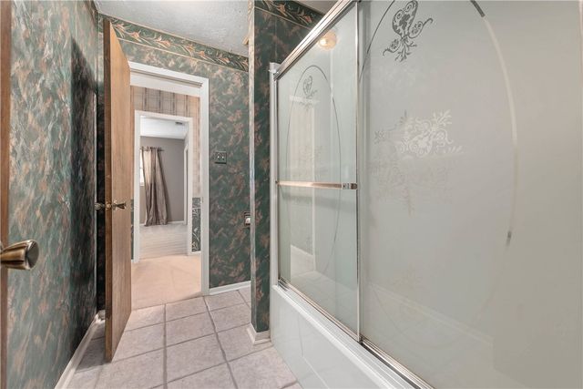 12994 Hunters Creek Road, College Station, TX 77845