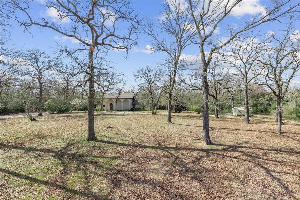 12994 Hunters Creek Road, College Station, TX 77845 — photo 3