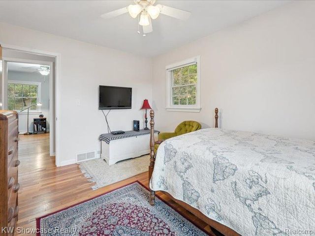 612 Sunrise Park Street, Genoa Township, MI 48843