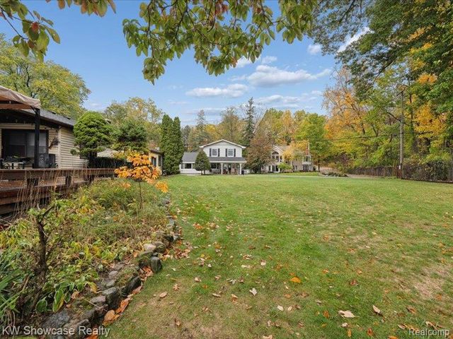 612 Sunrise Park Street, Genoa Township, MI 48843