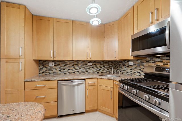 2 Bay Club Drive 11Z, Bayside, NY 11360