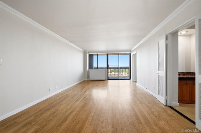 2 Bay Club Drive 11Z, Bayside, NY 11360