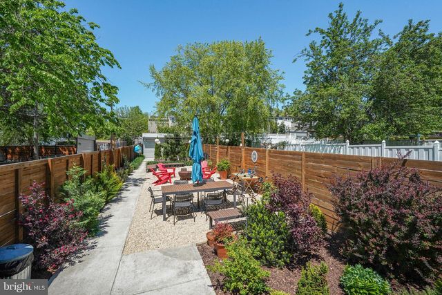 317 TAYLOR ST NW, Washington, DC 20011