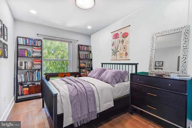 317 TAYLOR ST NW, Washington, DC 20011