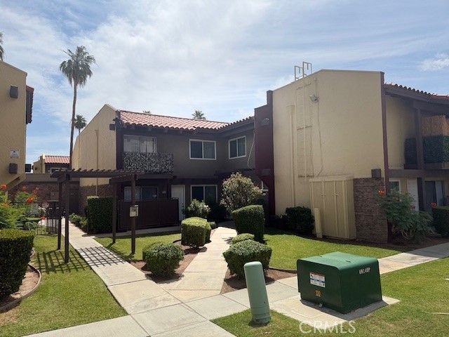 51025 Ave Martinez 27, La Quinta, CA 92234