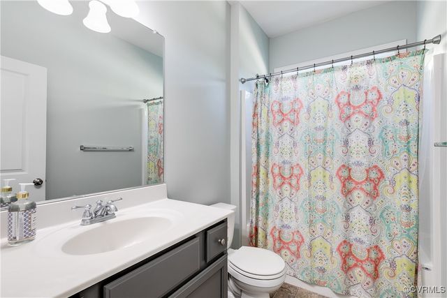 16913 Glensford Dr, Moseley, VA 23120