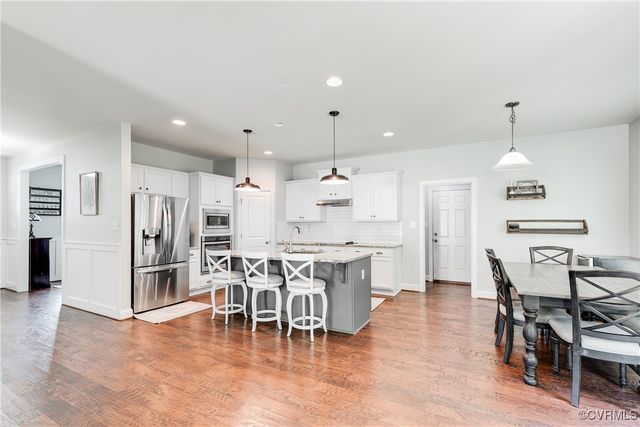 16913 Glensford Dr, Moseley, VA 23120
