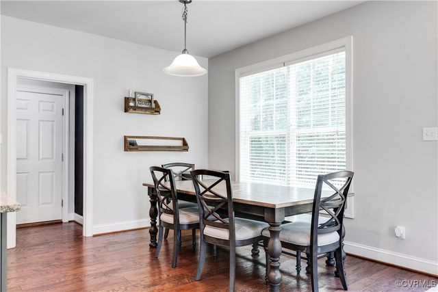 16913 Glensford Dr, Moseley, VA 23120