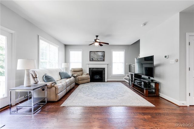 16913 Glensford Dr, Moseley, VA 23120