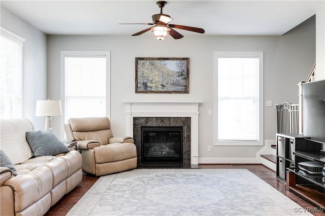 16913 Glensford Dr, Moseley, VA 23120