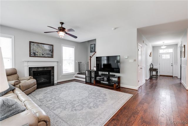 16913 Glensford Dr, Moseley, VA 23120