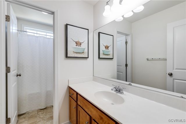 16913 Glensford Dr, Moseley, VA 23120