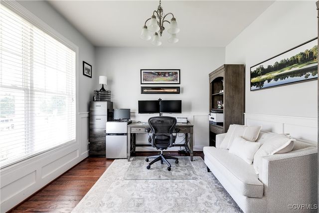 16913 Glensford Dr, Moseley, VA 23120