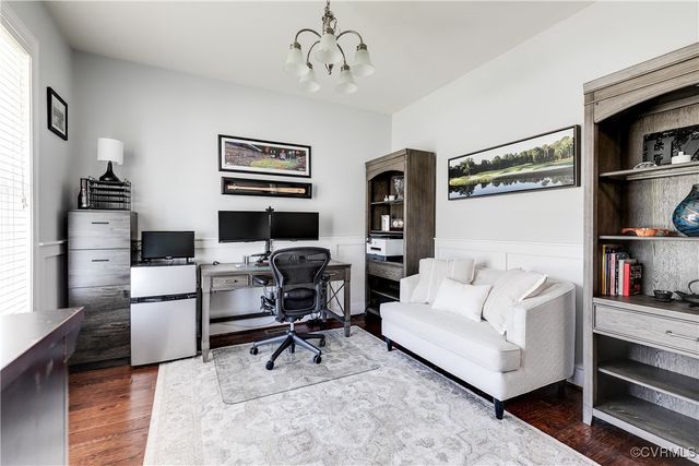 16913 Glensford Dr, Moseley, VA 23120