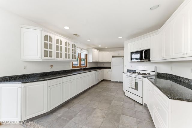 306 Richard Road, Forked River, NJ 08731