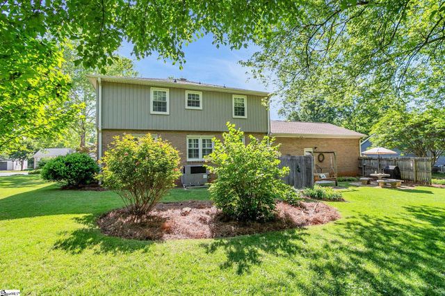 5024 Bridle Path Lane, Greenville, SC 29615