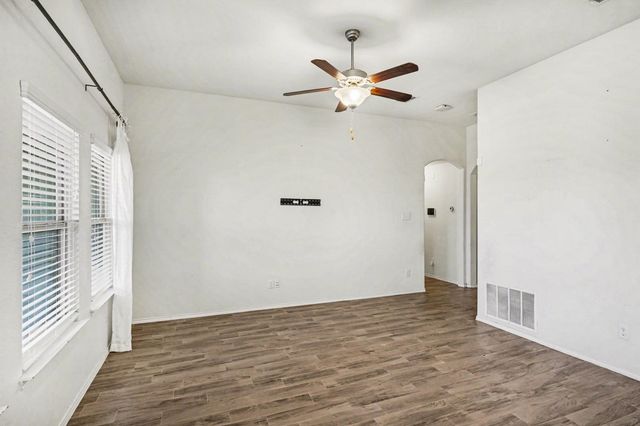 5340 Brentlawn Drive, Fort Worth, TX 76179