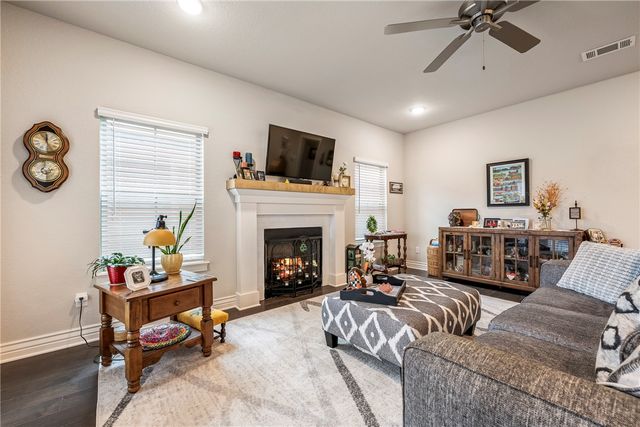 3750 W Somerville Lane, Fayetteville, AR 72704