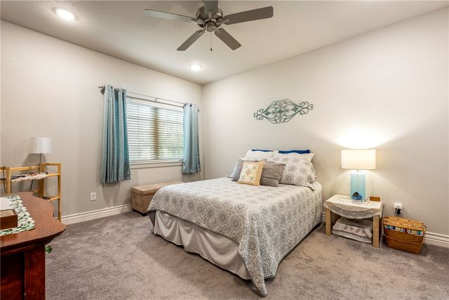 3750 W Somerville Lane, Fayetteville, AR 72704