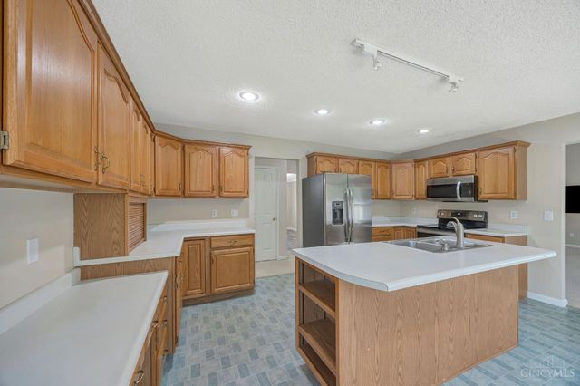 1776 Thall Drive, Hamilton, OH 45013