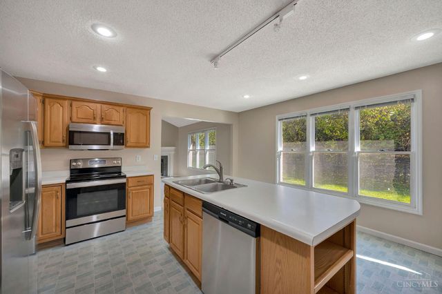 1776 Thall Drive, Hamilton, OH 45013