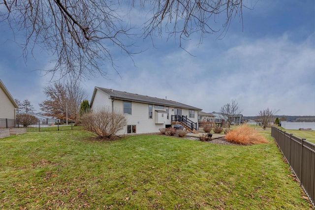 4083 Huntington Avenue, Janesville, WI 53546