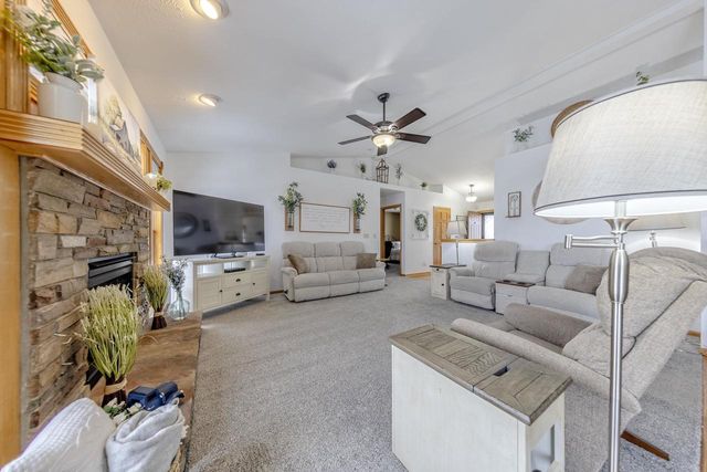 4083 Huntington Avenue, Janesville, WI 53546