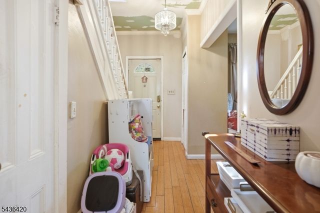 33 Pulaski Pl, Hackensack City, NJ 07601