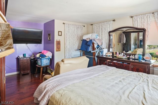 33 Pulaski Pl, Hackensack City, NJ 07601