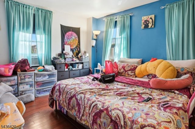 33 Pulaski Pl, Hackensack City, NJ 07601