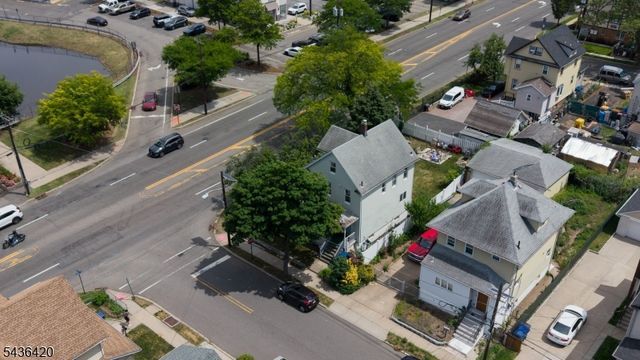 33 Pulaski Pl, Hackensack City, NJ 07601