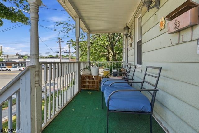 33 Pulaski Pl, Hackensack City, NJ 07601