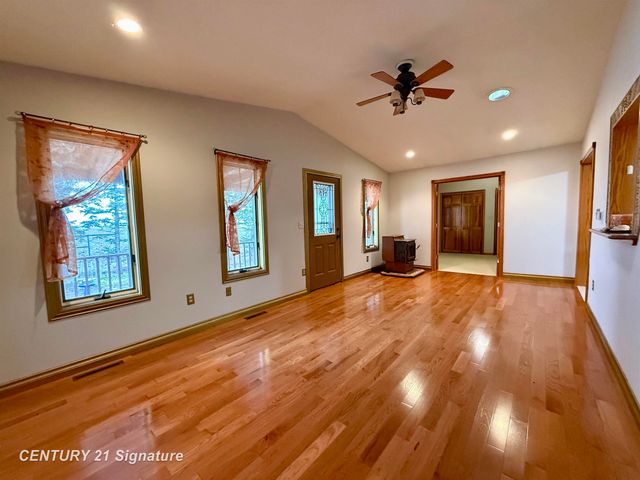 3705 N Beyer Road, Saginaw, MI 48601