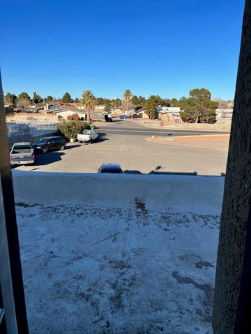1502 Monte Sanders Lane, El Paso, TX 79935