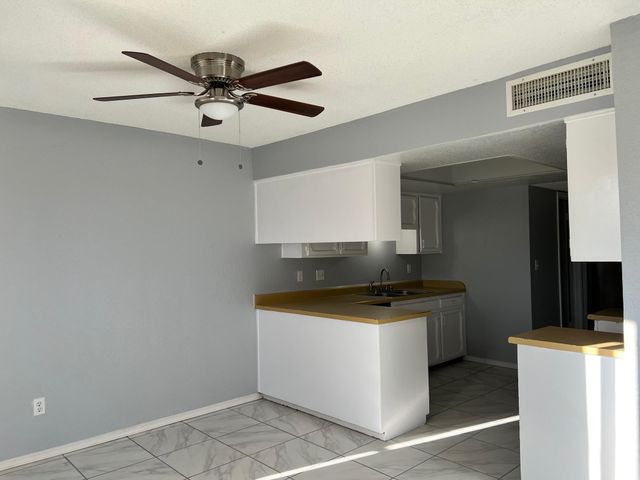 1502 Monte Sanders Lane, El Paso, TX 79935
