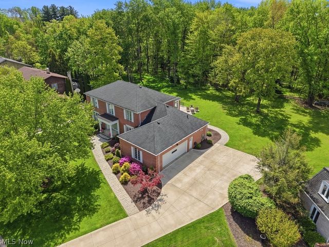 9026 Frost Lane, Brecksville, OH 44141