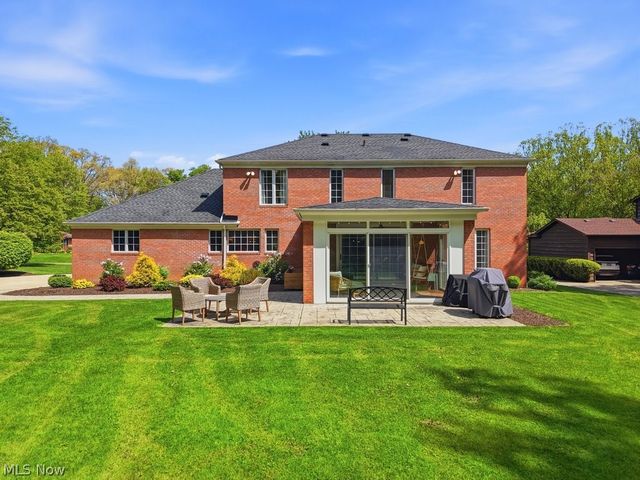 9026 Frost Lane, Brecksville, OH 44141