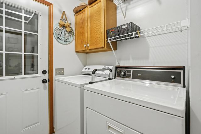 555 Lake Park Drive, Valparaiso, IN 46385