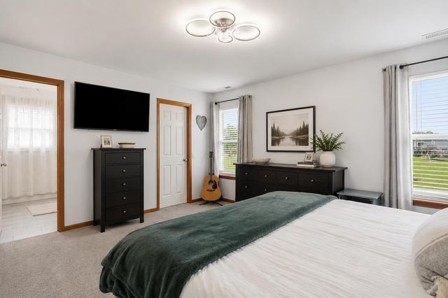 555 Lake Park Drive, Valparaiso, IN 46385