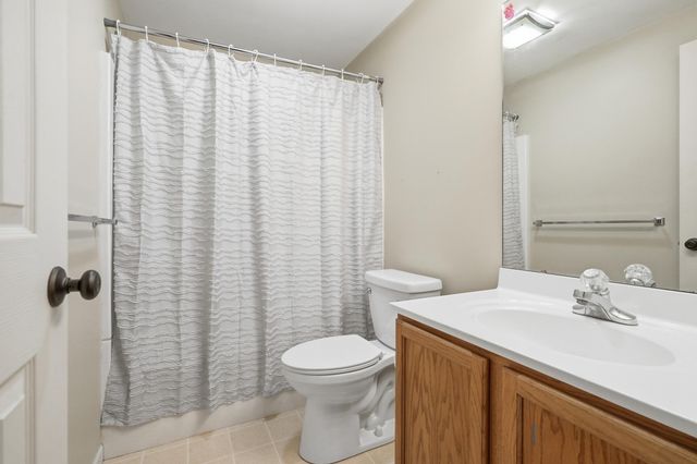 555 Lake Park Drive, Valparaiso, IN 46385