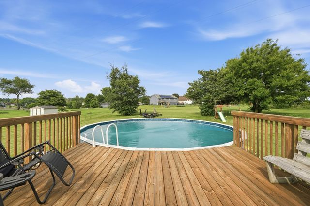 555 Lake Park Drive, Valparaiso, IN 46385