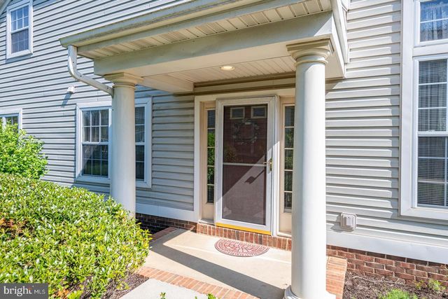 210 OAK HILL LN, Reading, PA 19610