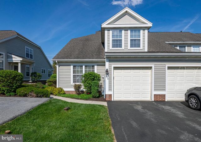 210 OAK HILL LN, Reading, PA 19610